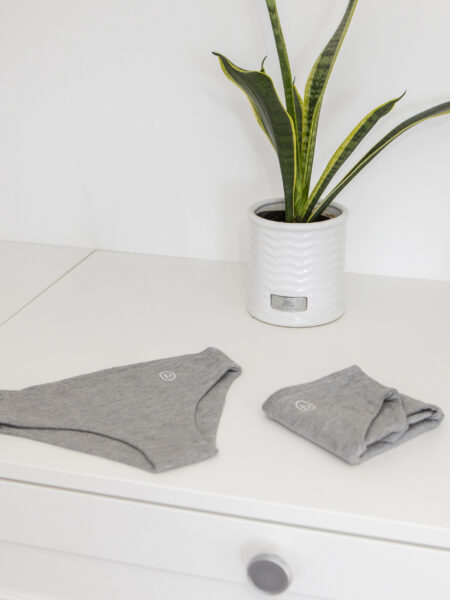 BLUSSS SENSORY SOFT – SISEMISTE ÕMBLUSTETA ALUSPÜKSID NAISTELE